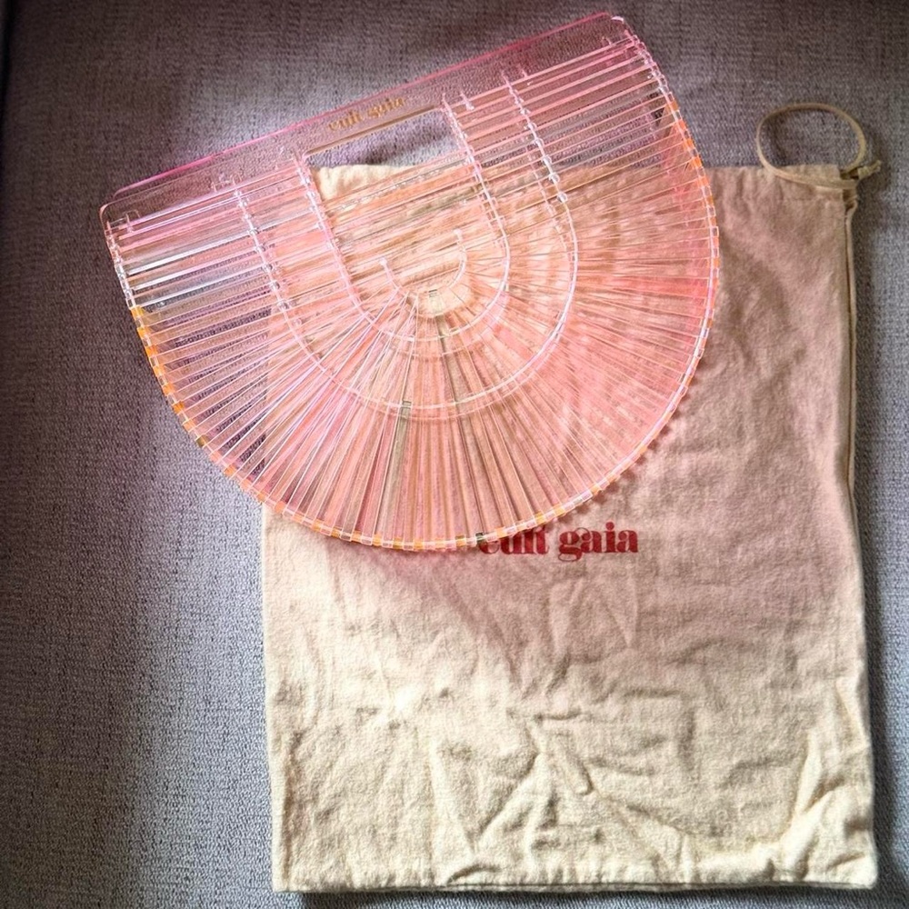 Cult Gaia’s signature Ark bag